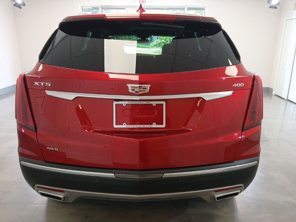 used 2021 Cadillac XT5 car, priced at $31,500