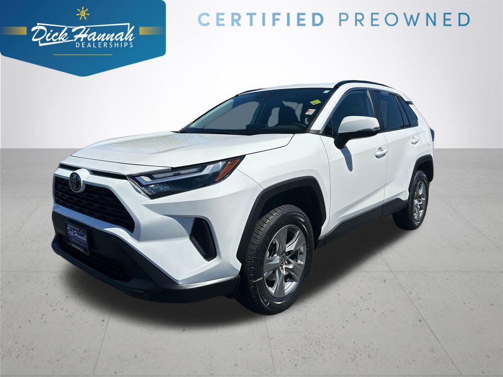 2024 Toyota RAV4 XLE