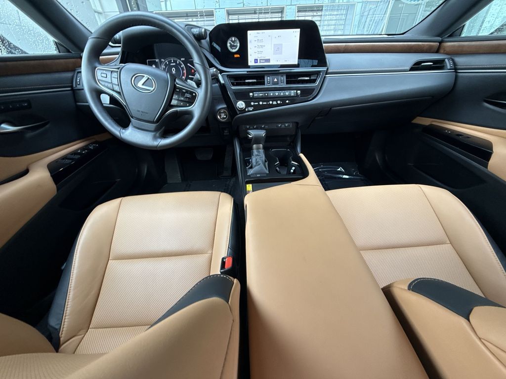 Thumbnail: 2025 Lexus ES - 19