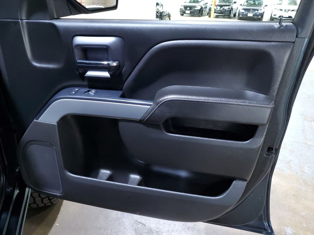 2018 Chevrolet Silverado 1500 LT photo