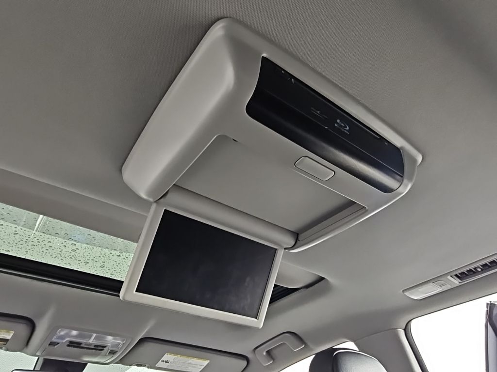 Thumbnail: 2017 Toyota Highlander - 24