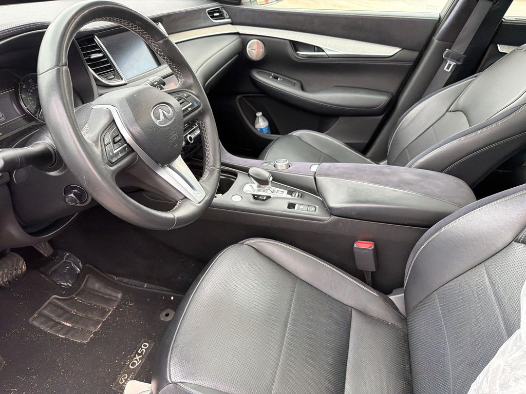 Used 2021 Majestic INFINITI Autograph image 8