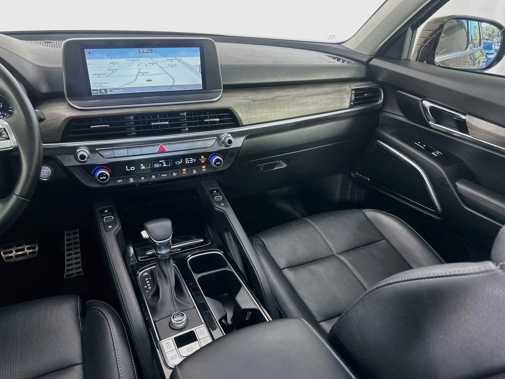 Thumbnail: 2021 Kia Telluride - 24