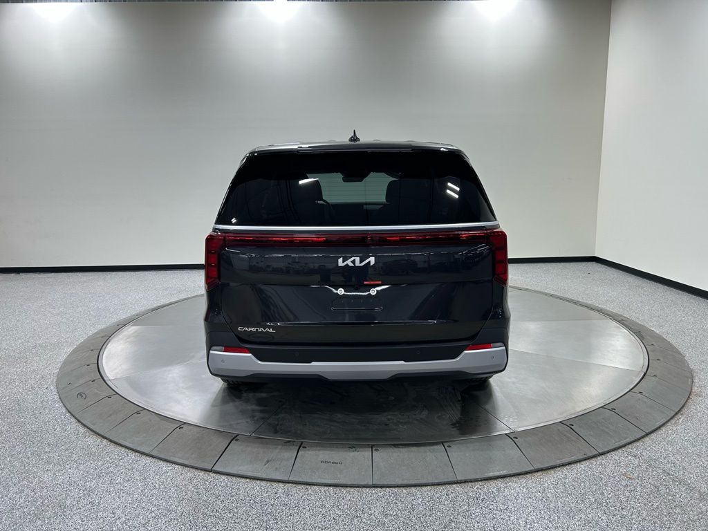 new 2026 Kia Carnival car, priced at $39,670
