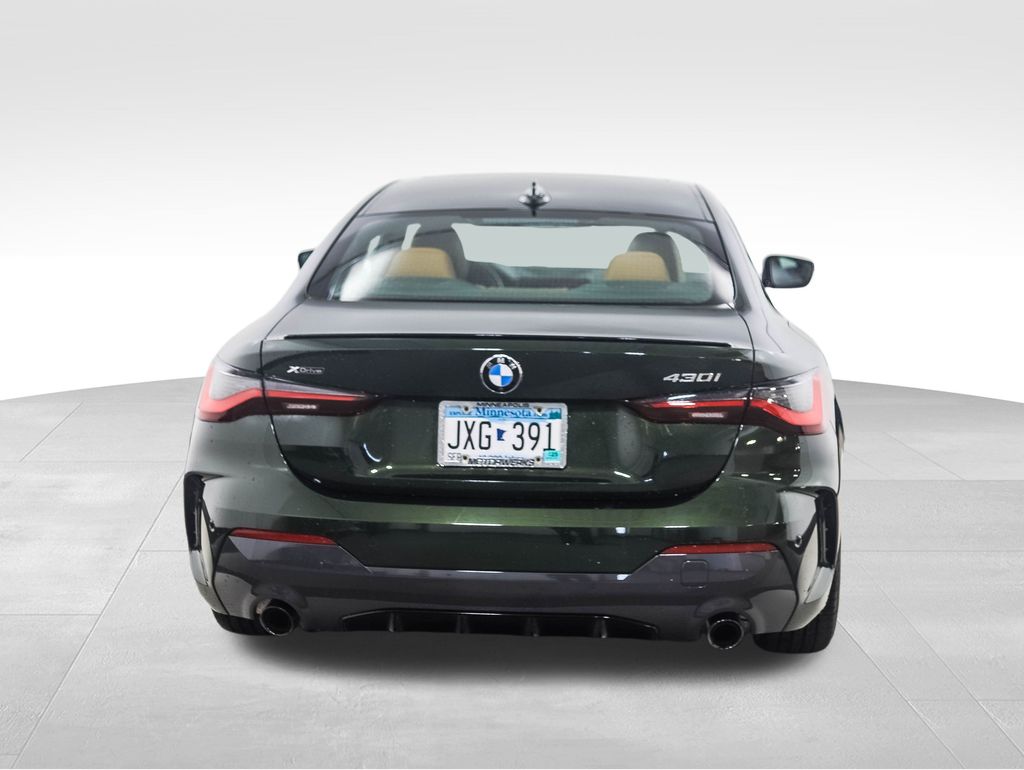 Thumbnail: 2023 BMW 4 Series - 4