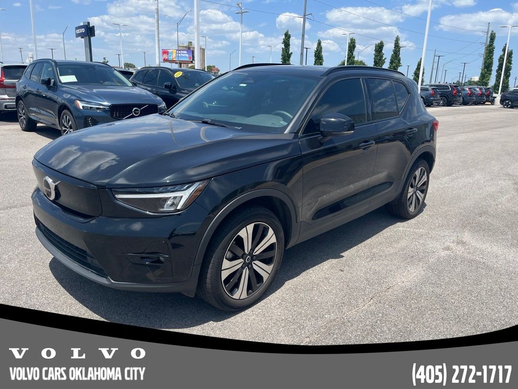 2023 Volvo XC40 Recharge Pure Electric Twin Plus