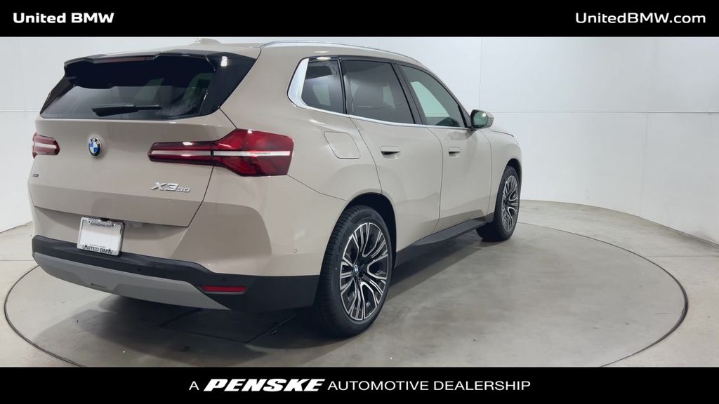 Thumbnail: 2026 BMW X3 - 8