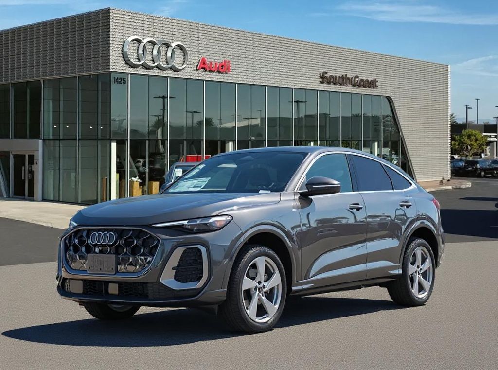 Thumbnail: 2025 Audi Q5 - 1