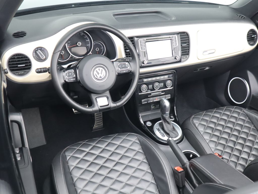 Thumbnail: 2019 Volkswagen Beetle - 17