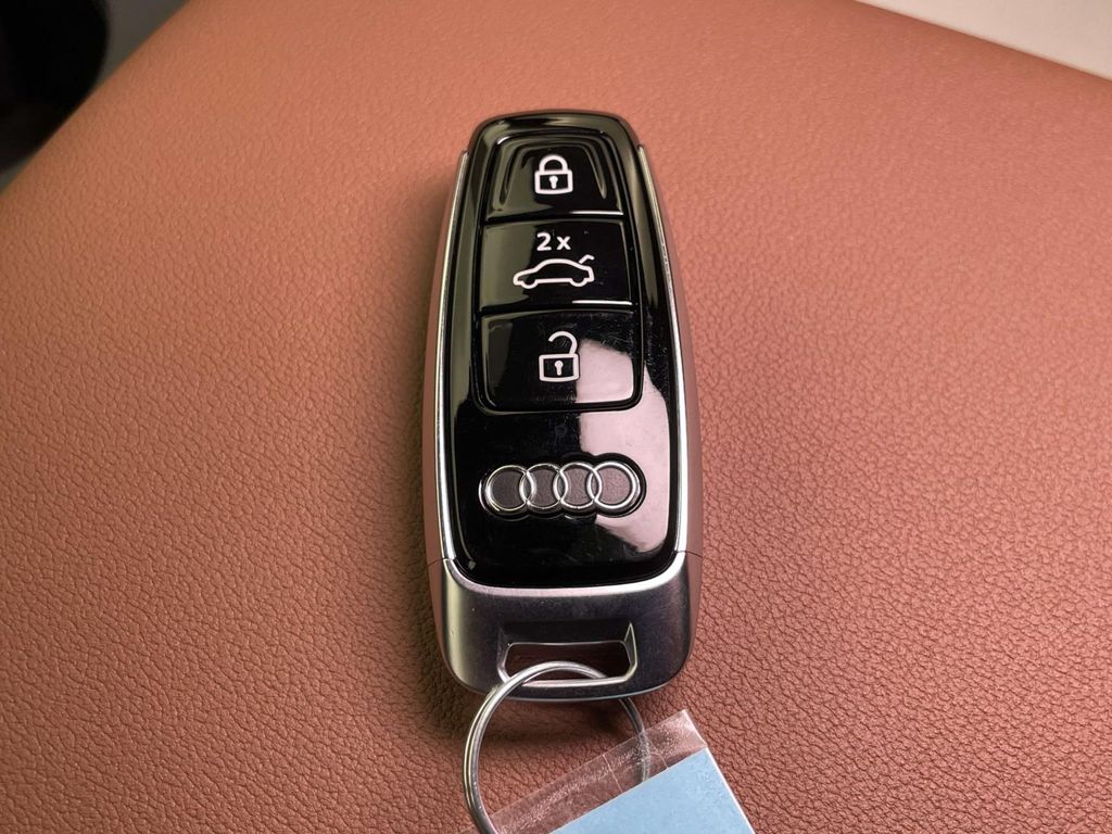 2026 Audi Q7 55 Premium White at Audi Porsche Sewickley