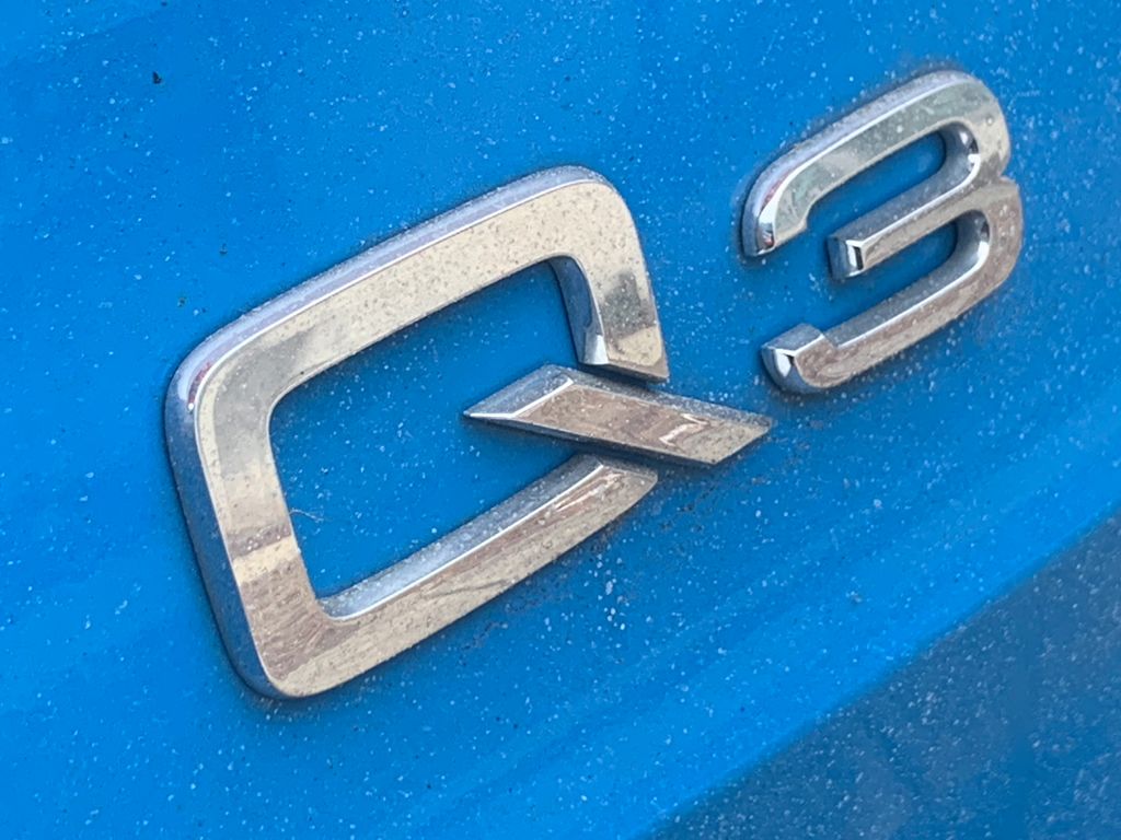Thumbnail: 2020 Audi Q3 - 7