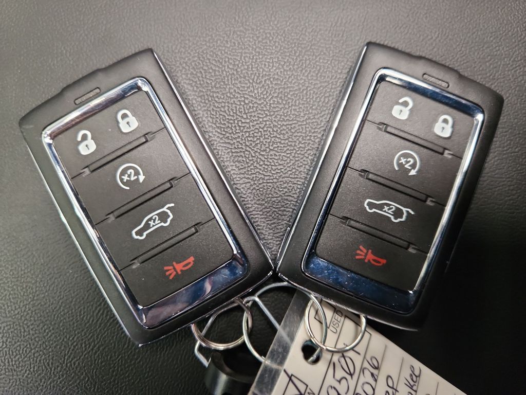 2026 Jeep Cherokee Limited - Photo 28