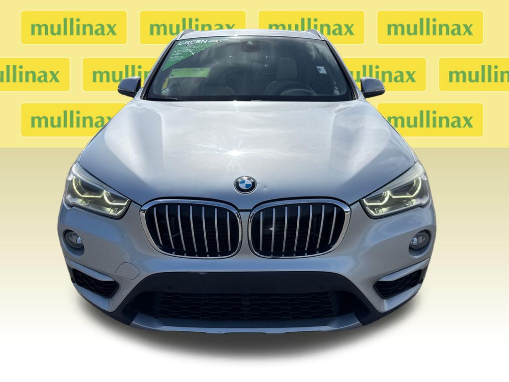 Used 2019 Silver BMW sDrive28i image 11