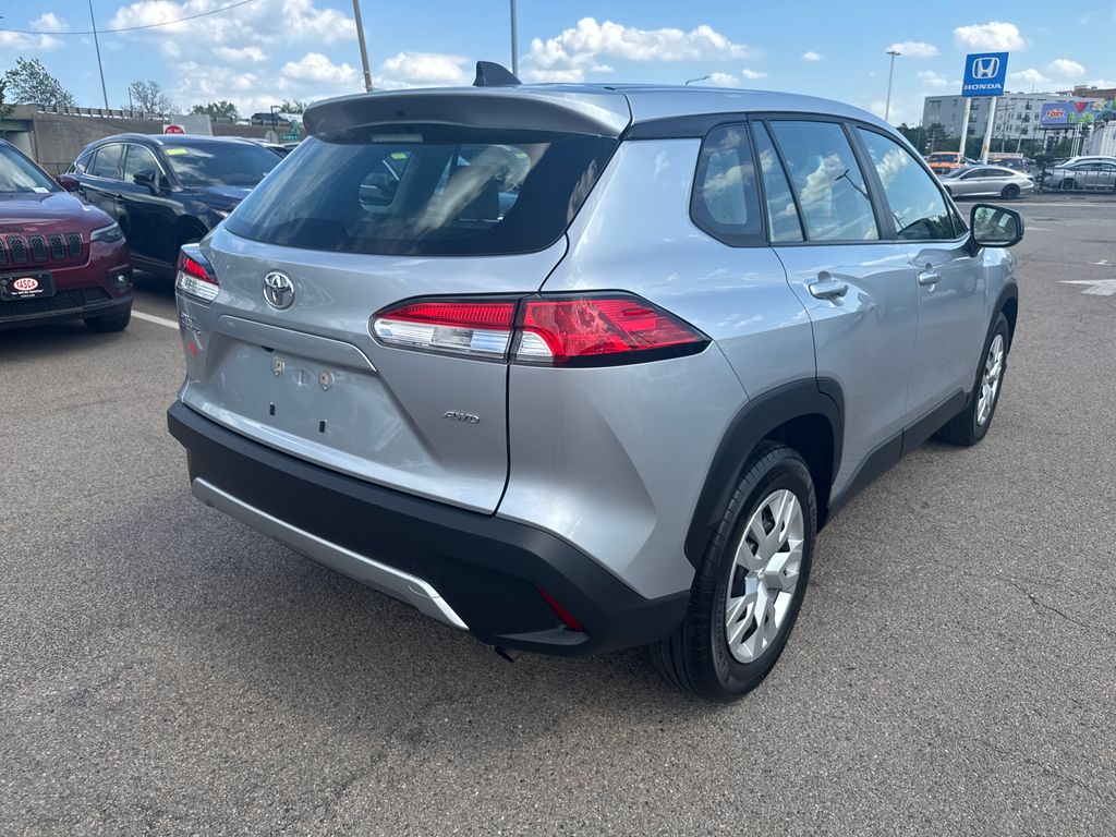 Used 2023 Silver Toyota L image 8