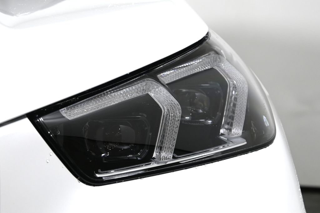 Thumbnail: 2026 BMW X1 - 11