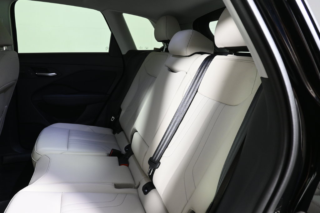 Thumbnail: 2026 Audi Q3 - 4