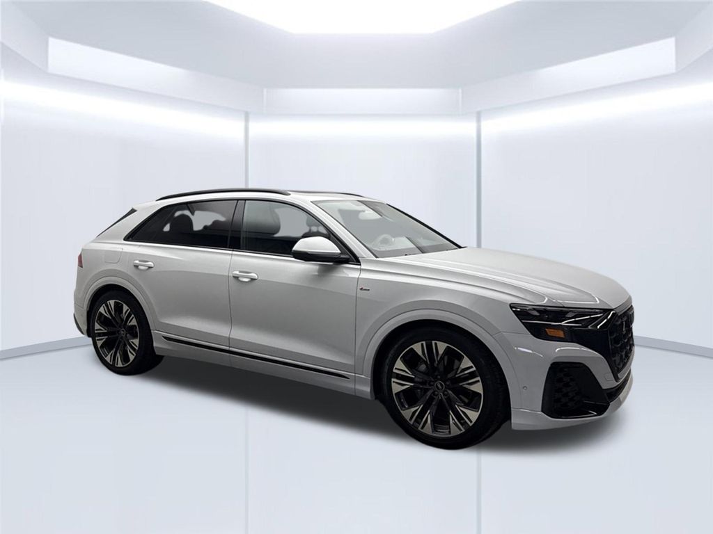 Thumbnail: 2026 Audi Q8 - 10