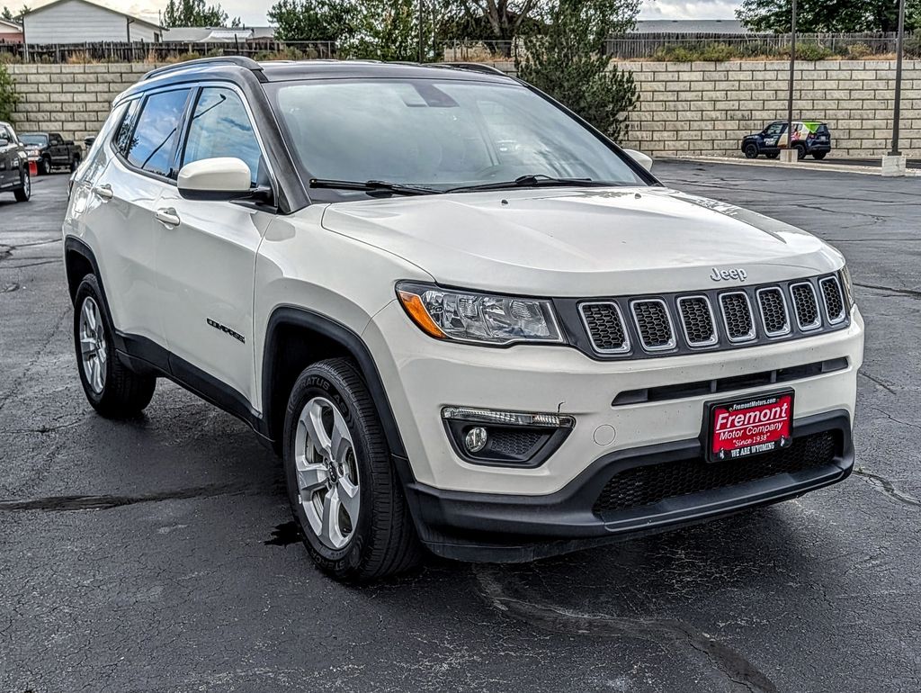  2018 Jeep Compass Latitude 4WD   