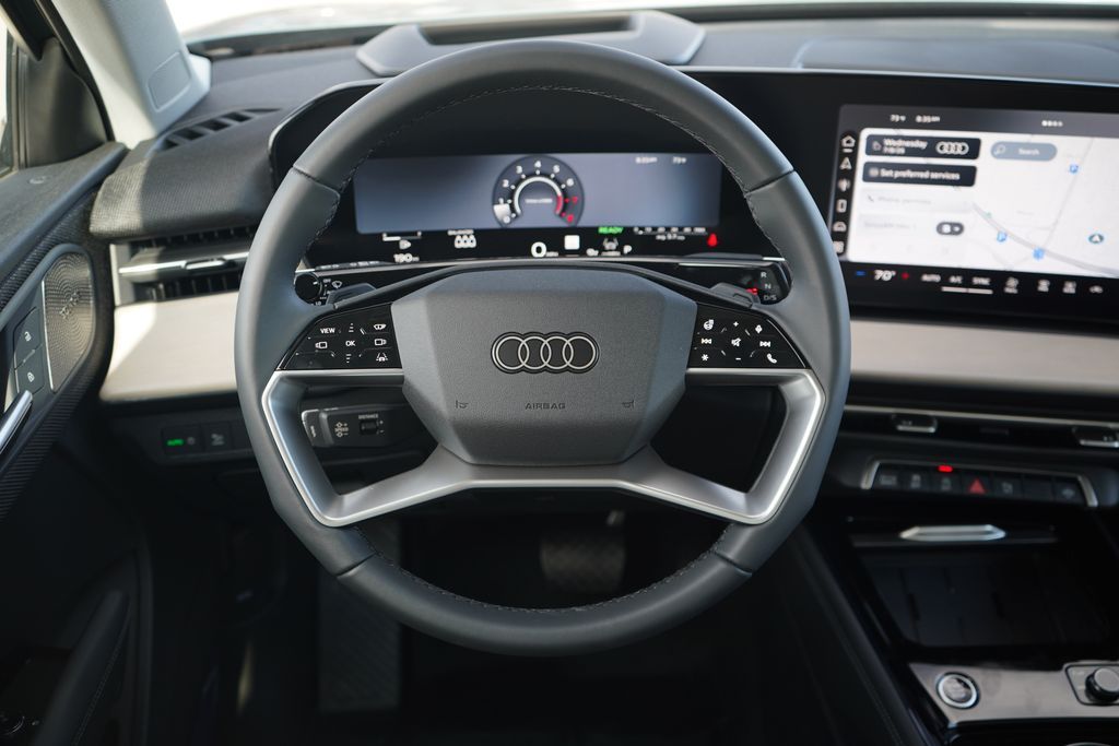 Thumbnail: 2026 Audi Q3 - 9