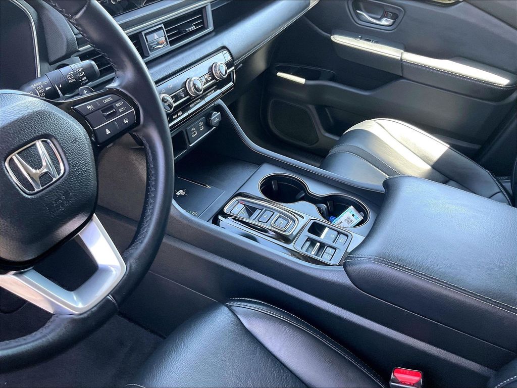 2025 Honda Pilot — photo 21