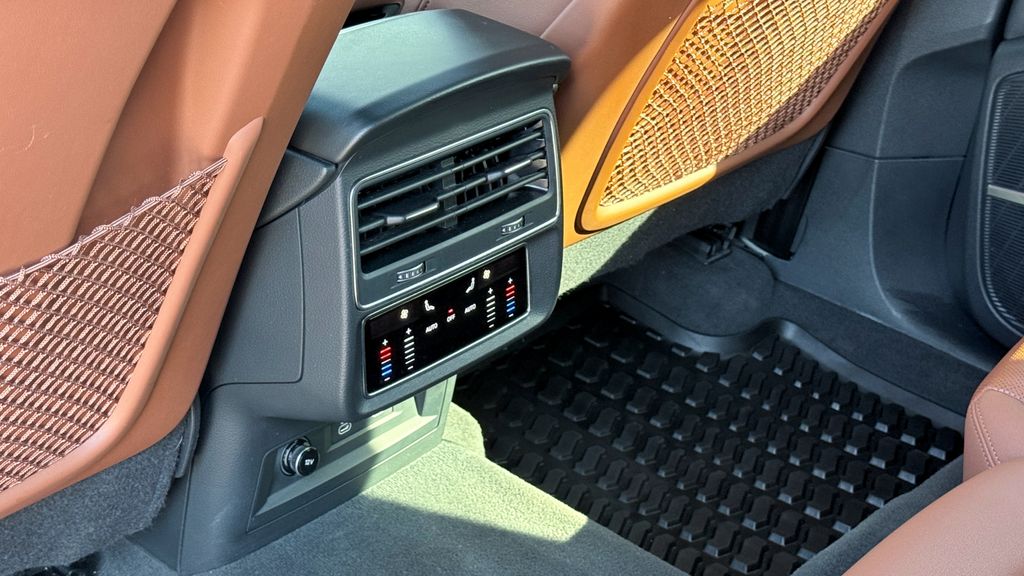 Used 2022 Audi Q8 55 Premium Plus 4D Sport Utility