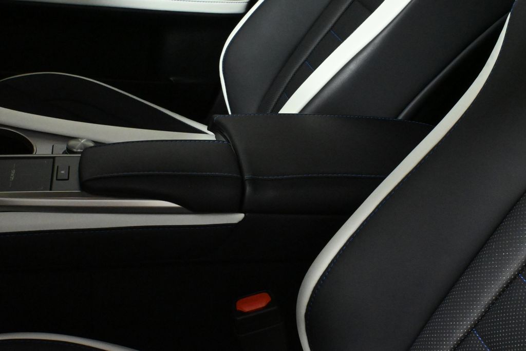 Thumbnail: 2021 Lexus RX - 28