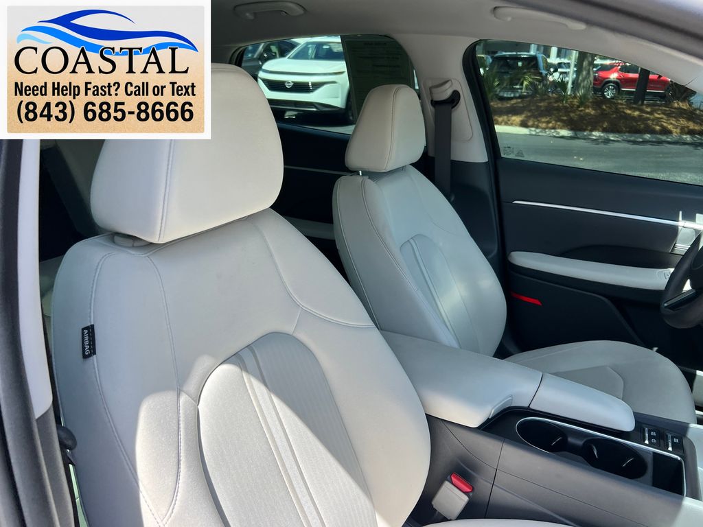2025 Hyundai Sonata SEL Black at Matthews Motors of Wilmington