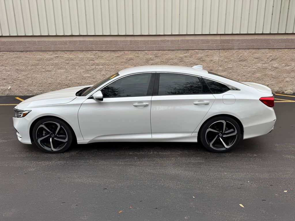 2018 Honda Accord Sport 2