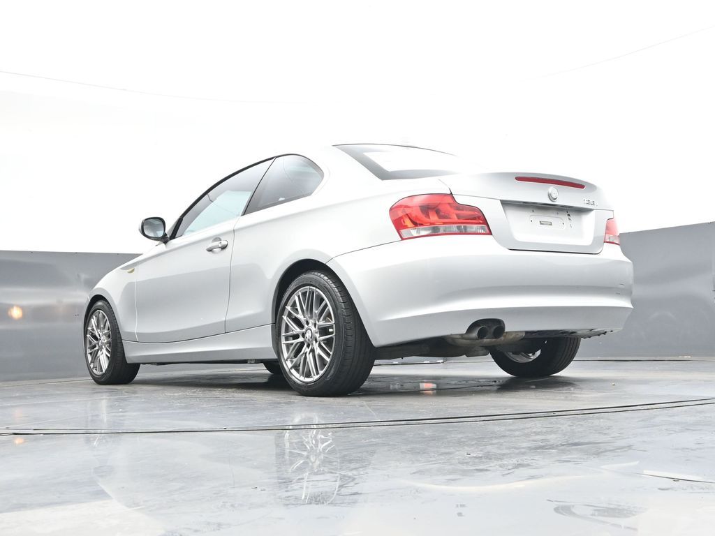 Used 2012 Silver BMW 128i image 33