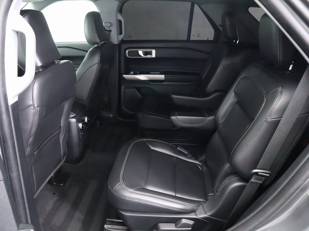 Thumbnail: 2022 Ford Explorer - 21