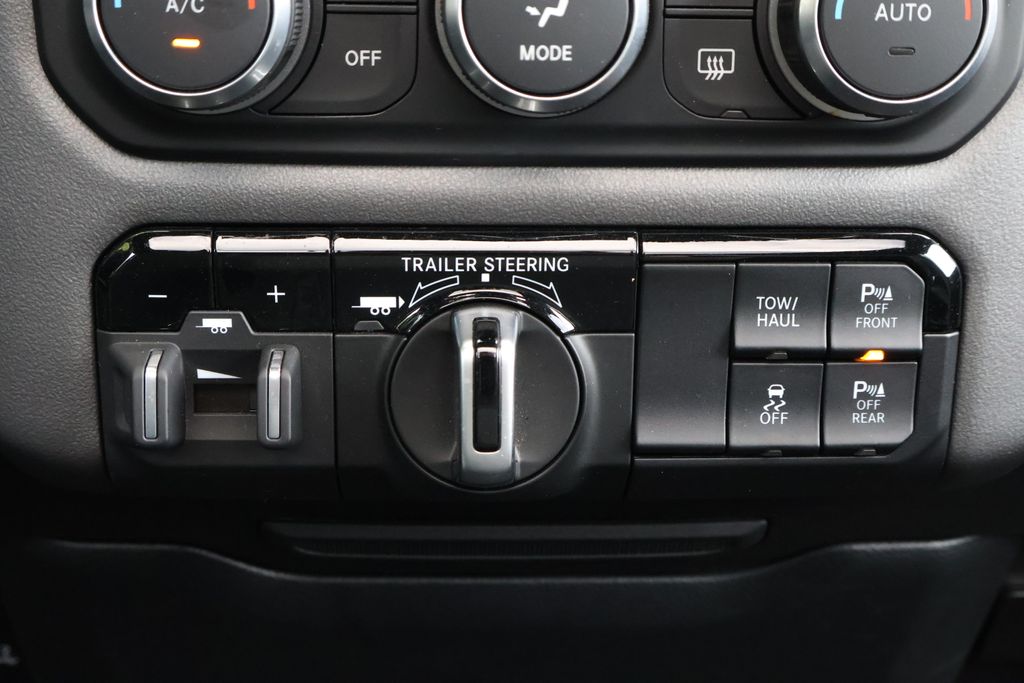 Thumbnail: 2022 RAM 1500 - 21