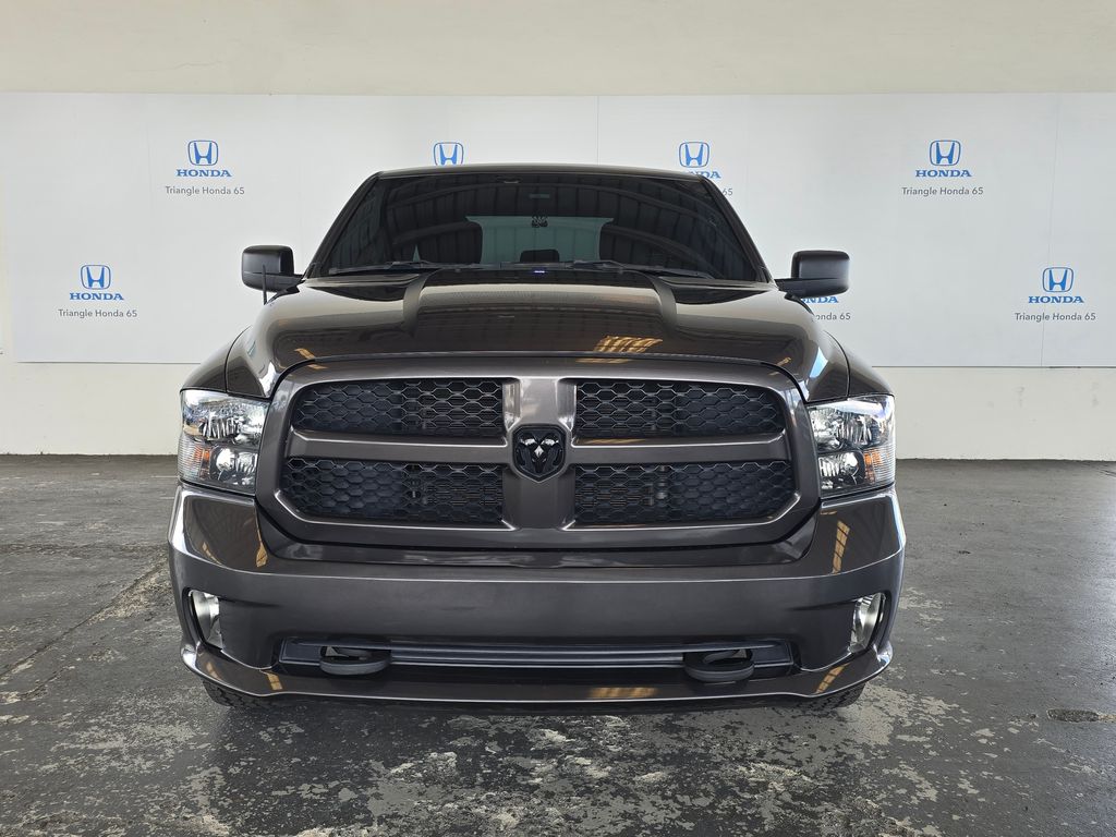 Thumbnail: 2022 RAM 1500 Classic - 2
