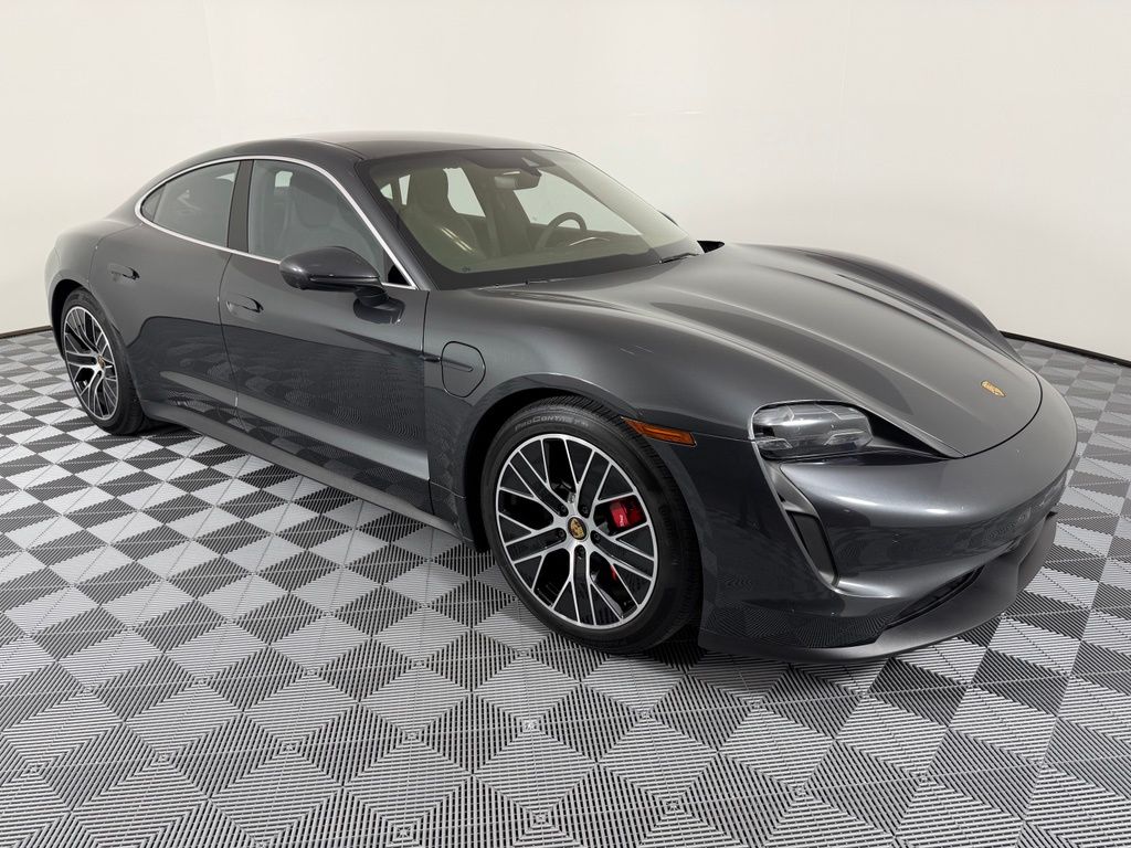 Thumbnail: 2021 Porsche Taycan - 12