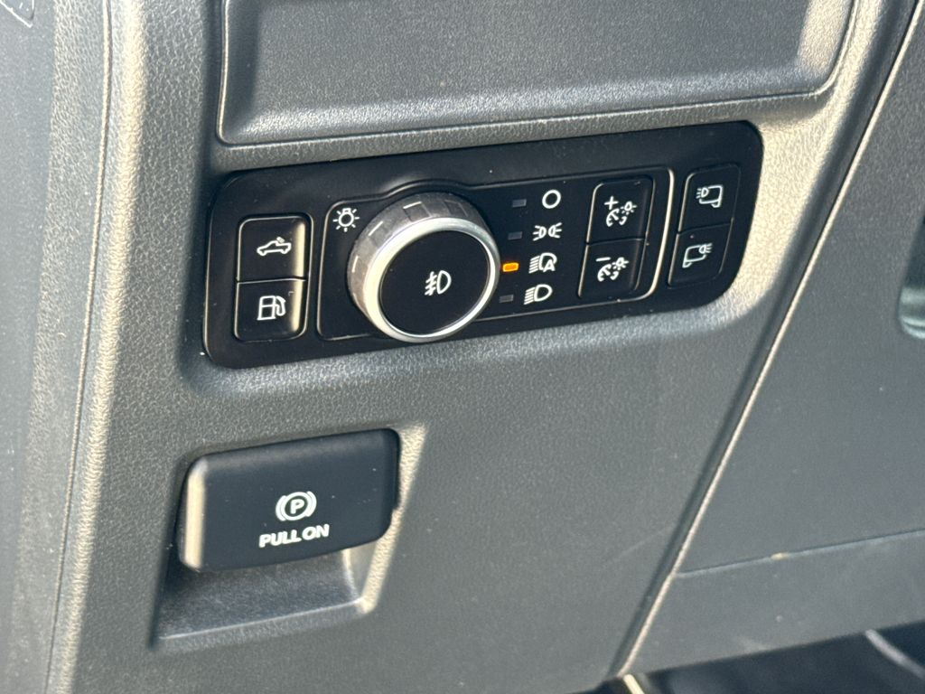 Certified Used 2025 Blue Ford XLT image 14