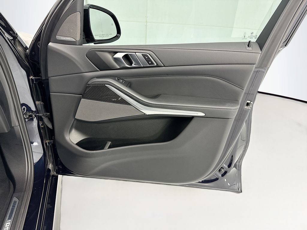 Thumbnail: 2023 BMW X5 - 24