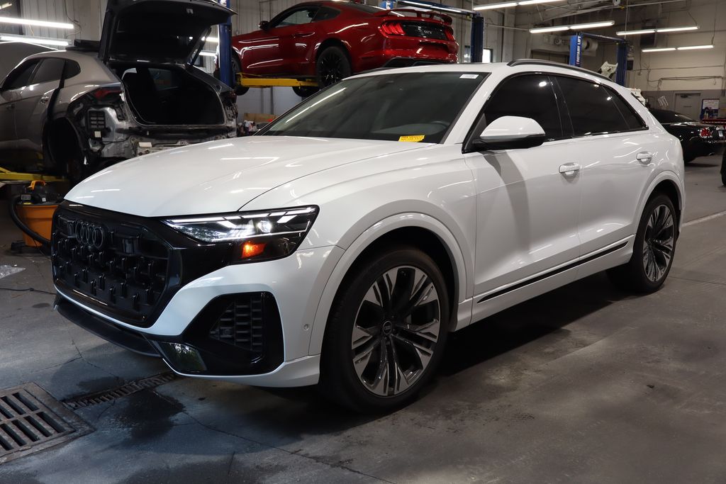 Glacier White 2025 Audi Q8 SUV / Crossover All-Wheel Drive 8-Speed Automatic