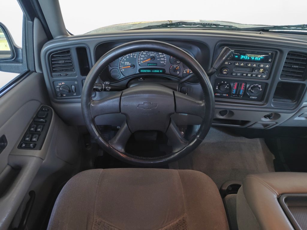 Used Car 2004 Chevrolet Tahoe  Ls For Sale In Austin, Texas