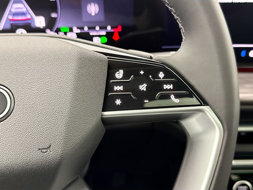 Thumbnail: 2025 Audi Q5 - 13