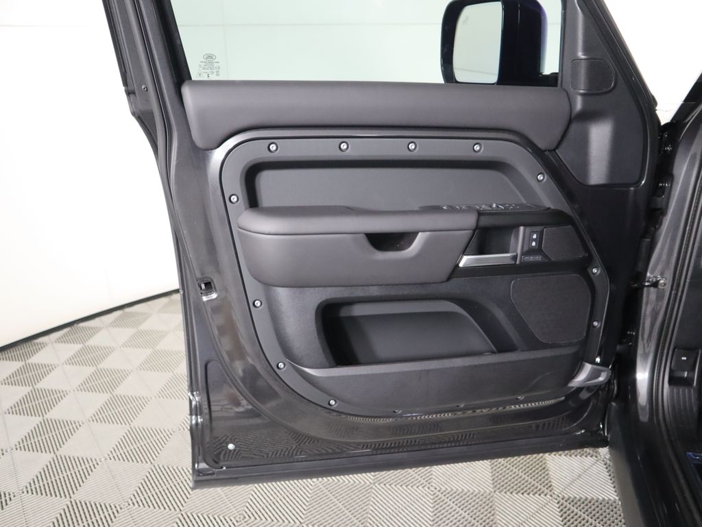 Thumbnail: 2026 Land Rover Defender - 25