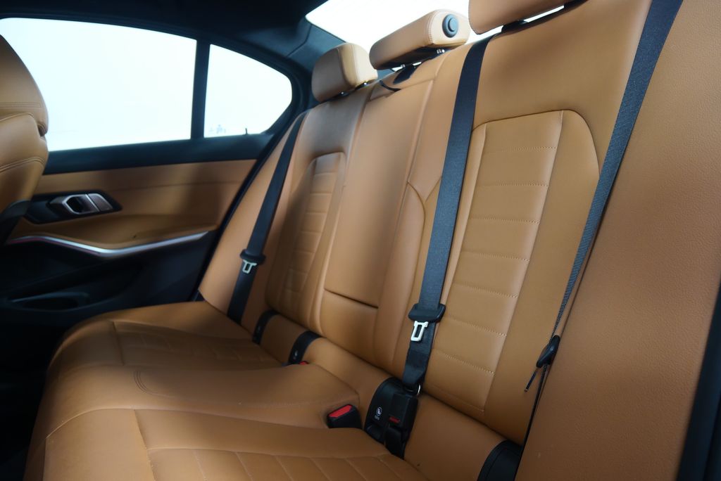 2020 BMW 3 Series 330i xDrive 16