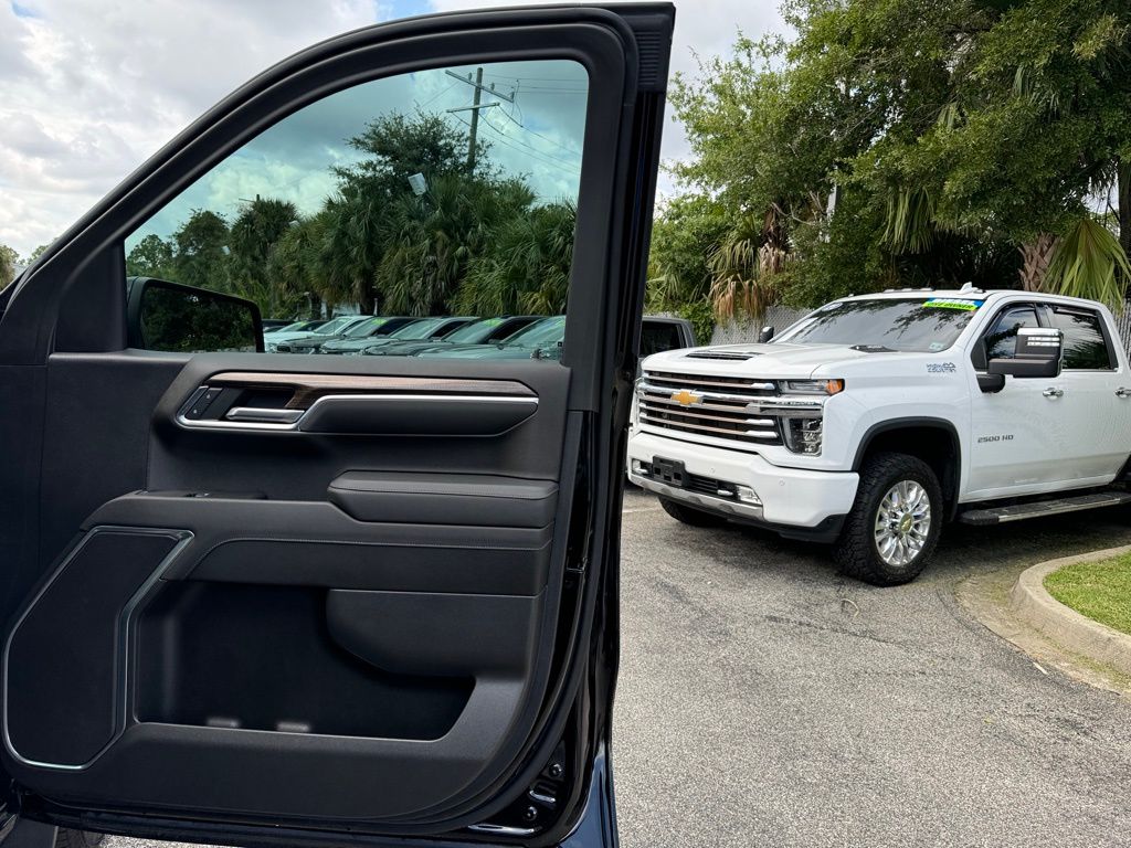 2023 Chevrolet Silverado 1500 RST 31