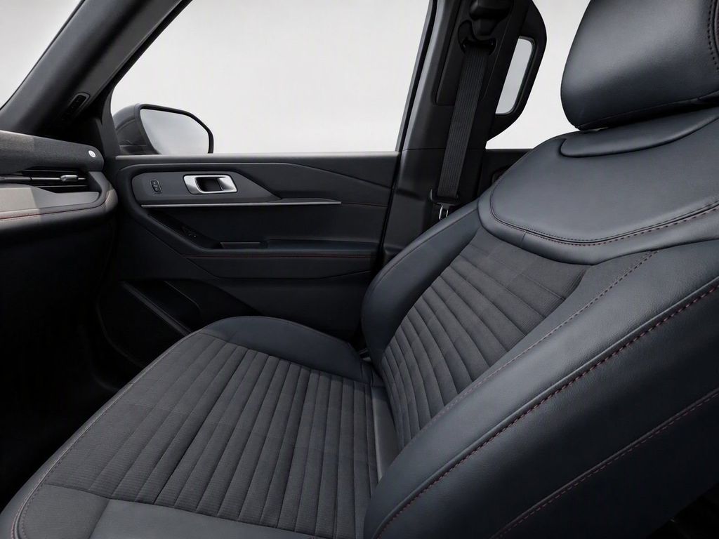 New 2026 Agate Black Metallic Ford ST-Line image 15