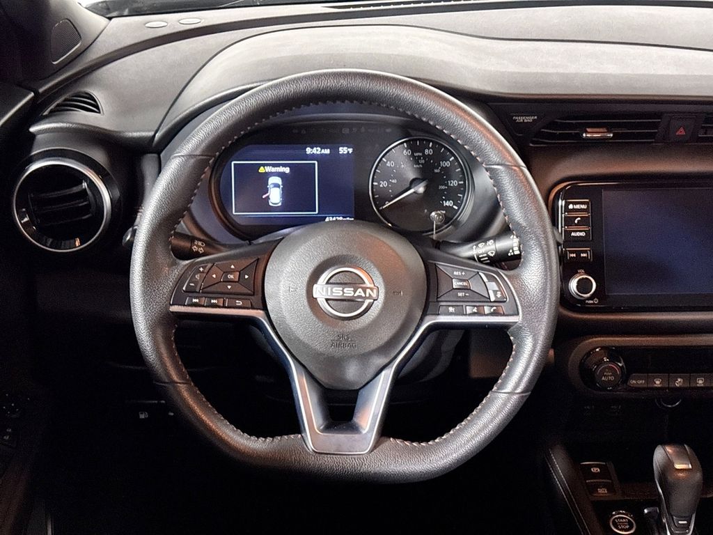 2024 Nissan Kicks SR