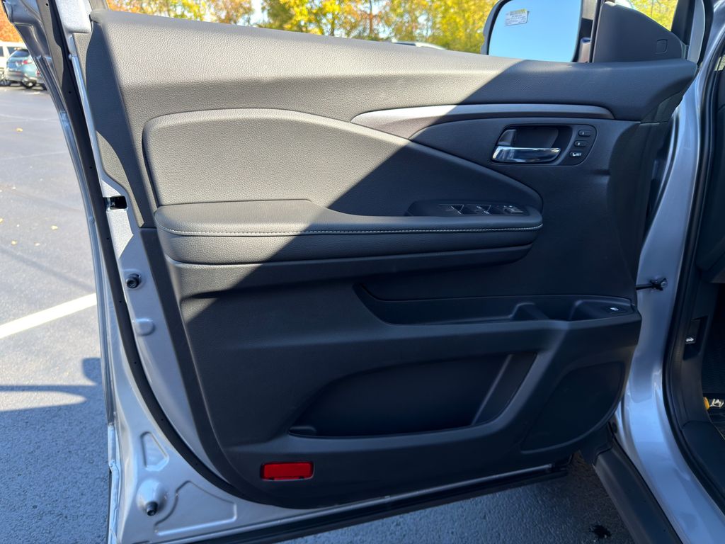 Thumbnail: 2026 Honda Ridgeline - 19