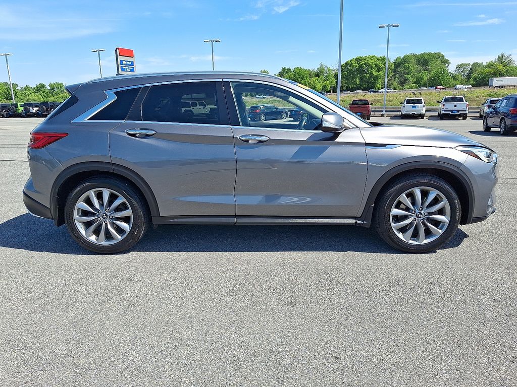 2019 INFINITI QX50 — photo 8