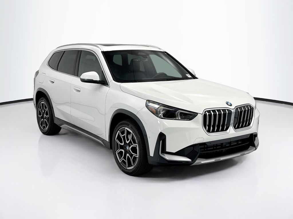 Thumbnail: 2025 BMW X1 - 3