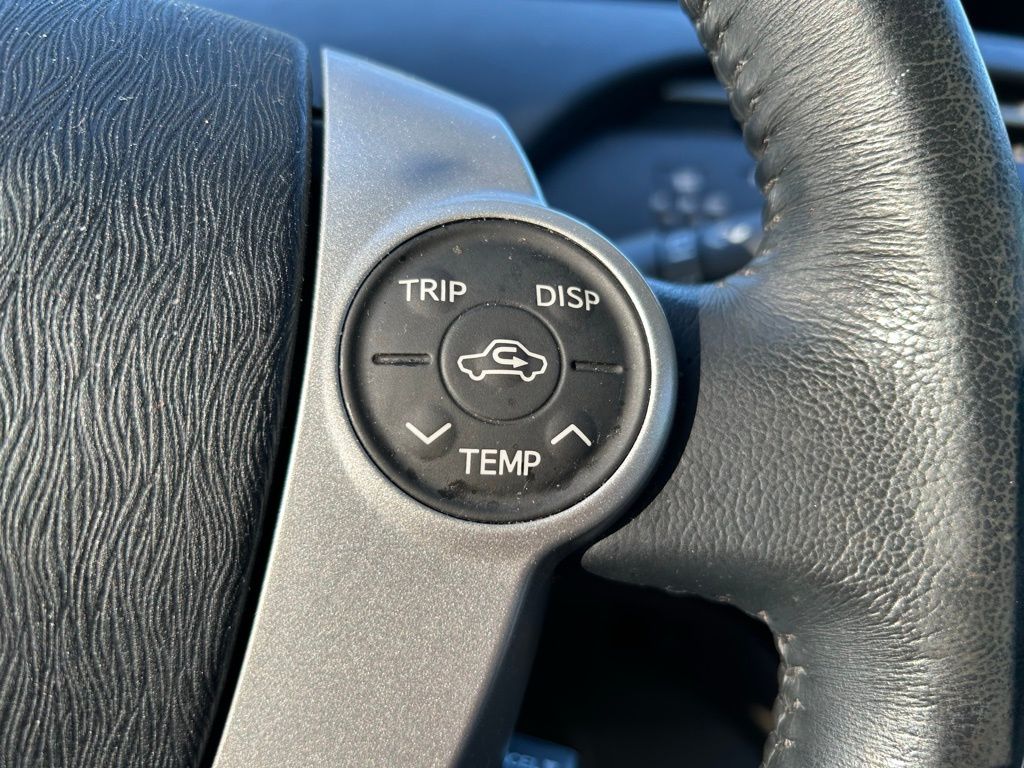 Thumbnail: 2010 Toyota Prius - 18