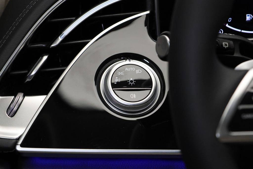 Thumbnail: 2026 Mercedes-Benz E-Class - 18