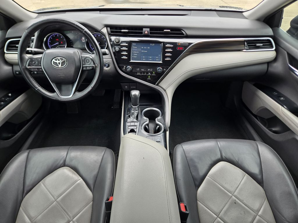 2018 Toyota Camry XLE Gray at Community Kia