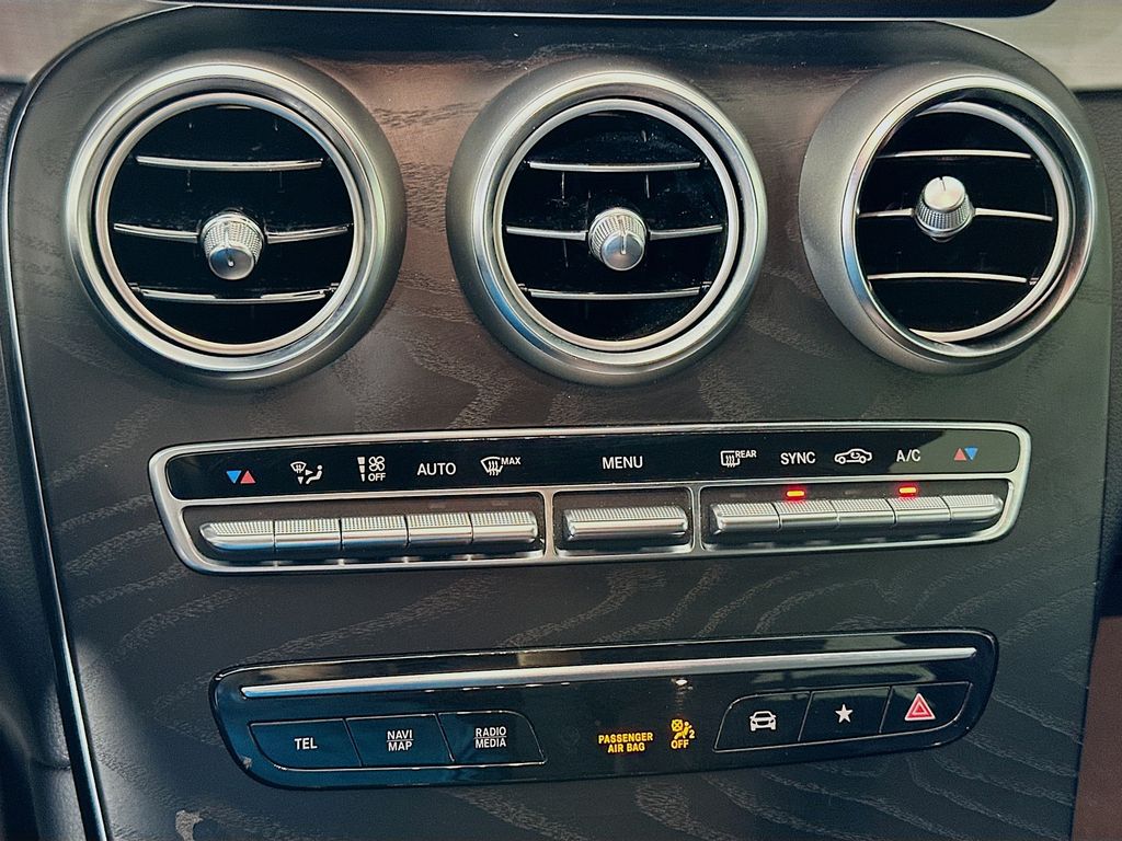 Thumbnail: 2020 Mercedes-Benz GLC - 15